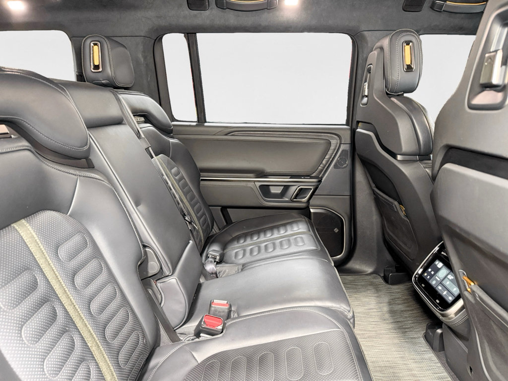 Used 2024 Rivian R1S Adventure AWD/4WD image 23