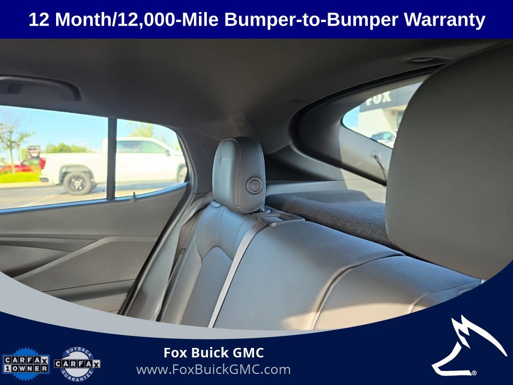 Used 2024 Buick Envista Sport Touring w/ Convenience I Package FWD image 8