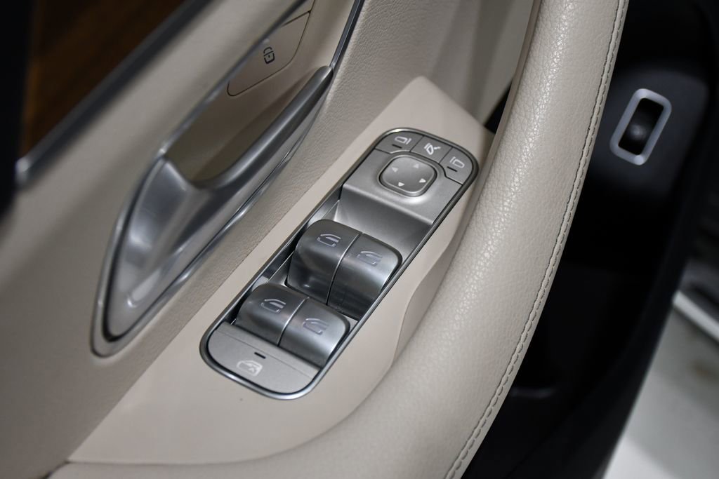 Certified 2022 Mercedes-Benz GLS 450 4MATIC image 18