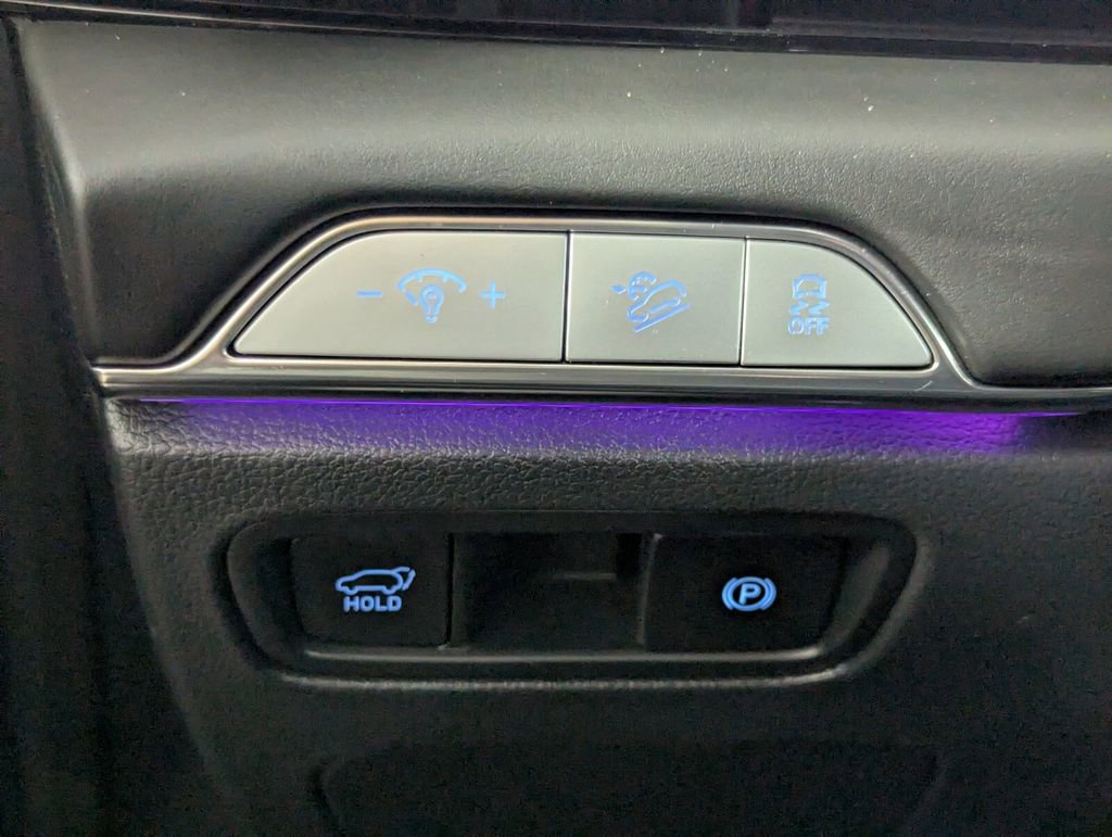 Used 2025 Genesis GV80 2.5T Standard image 15