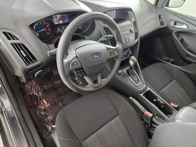 Used 2018 Ford Focus SE FWD image 12
