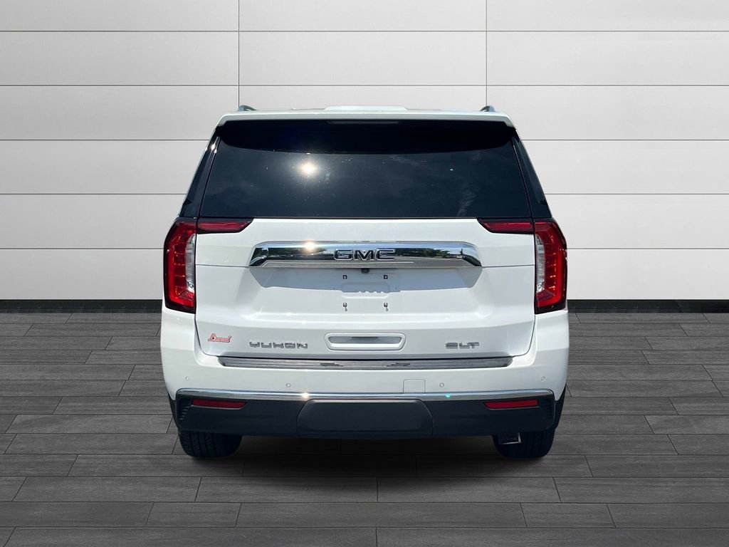 Used 2023 GMC Yukon XL SLT w/ SLT Premium Package AWD/4WD image 4