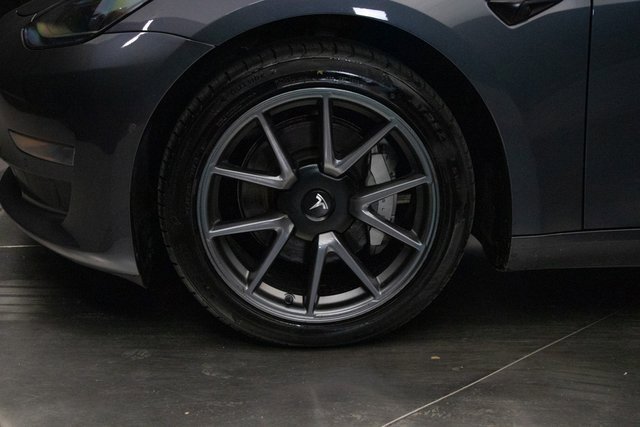 Used 2021 Tesla Model 3 Long Range image 8