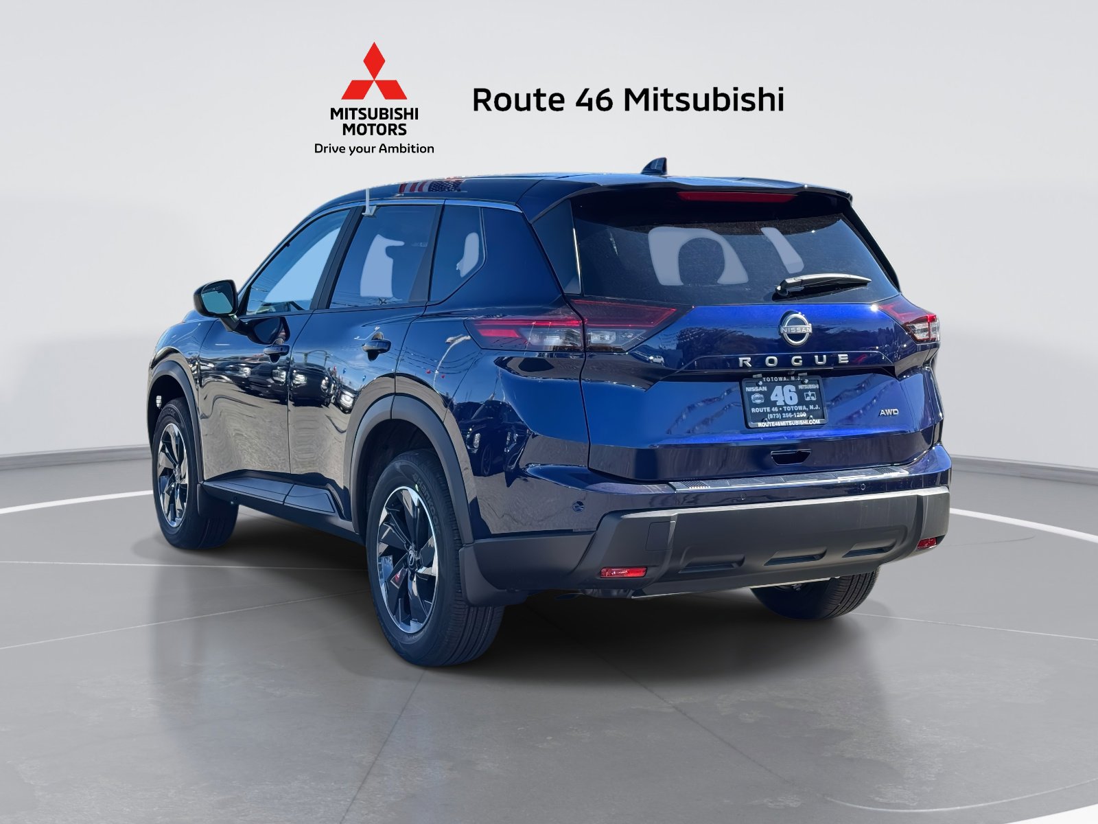 Used 2026 Nissan Rogue SV image 4
