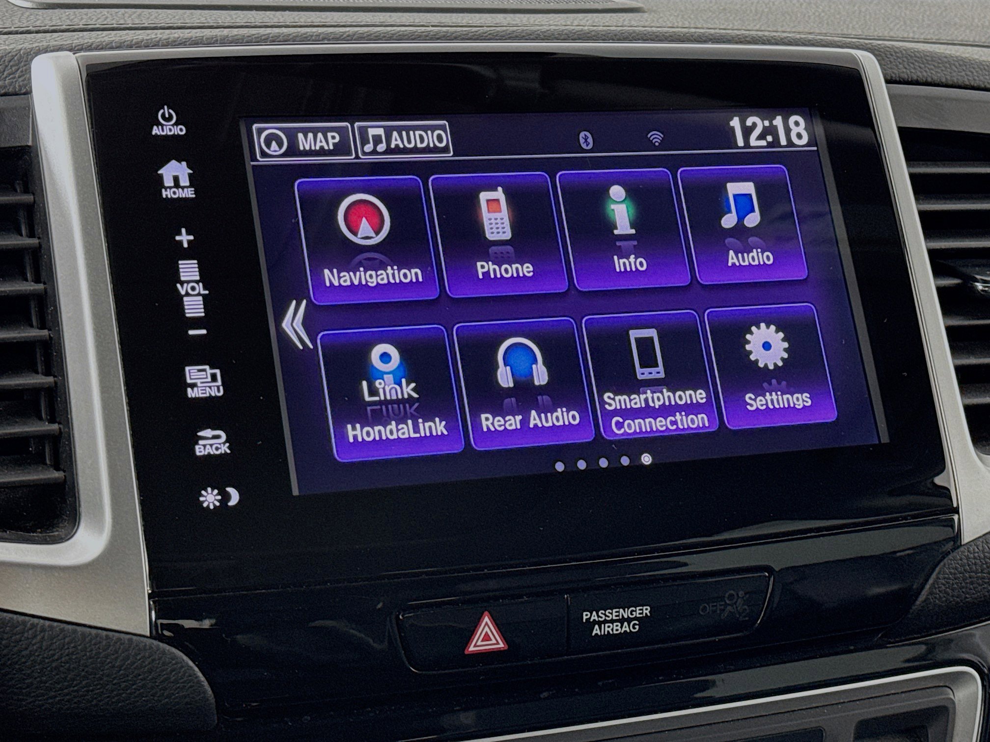 Certified 2018 Honda Pilot Touring image 15