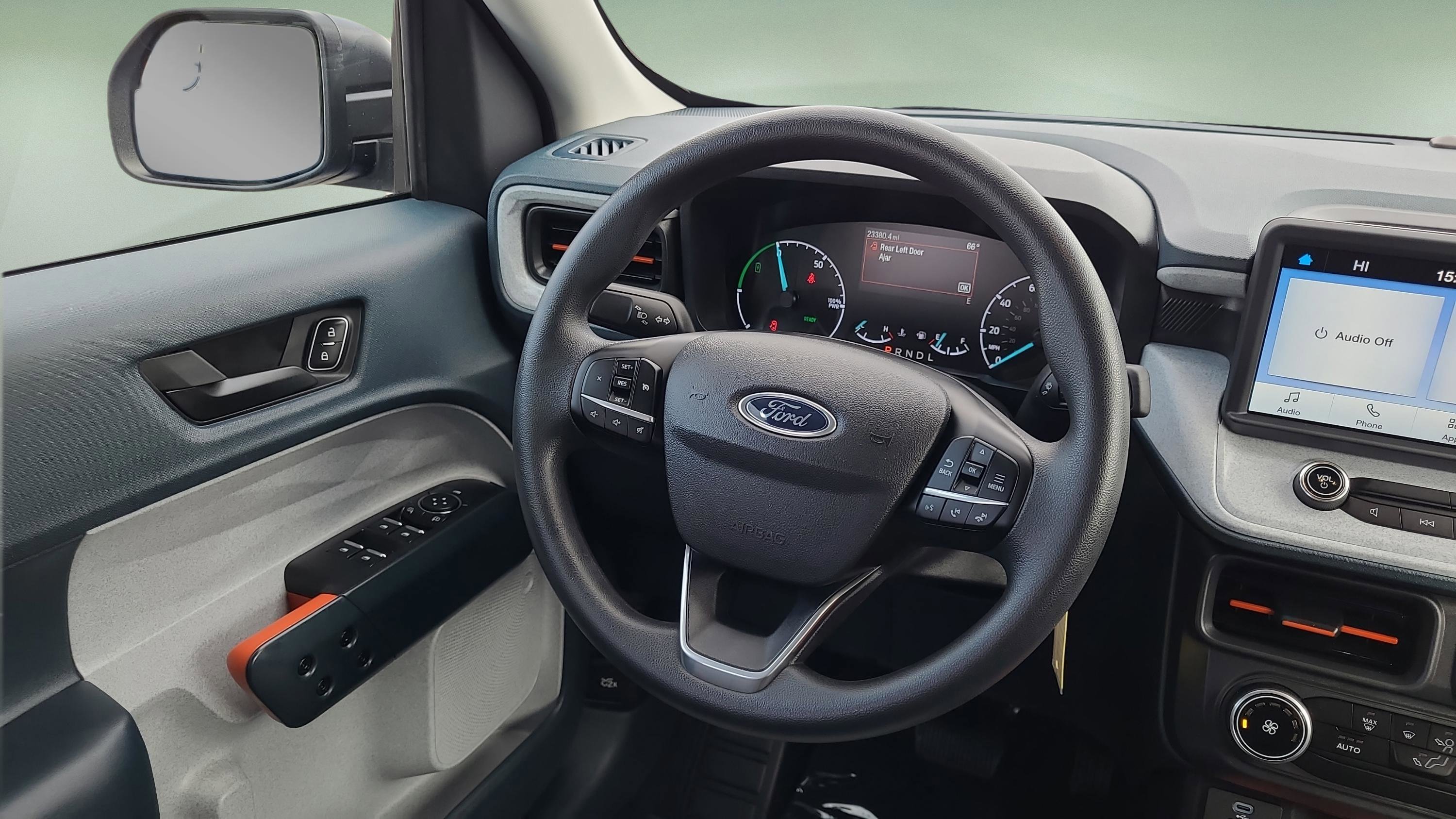 Used 2024 Ford Maverick XLT image 12