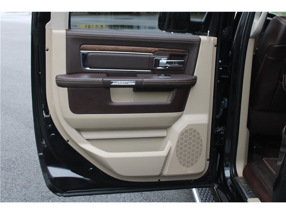 Used 2015 RAM 1500 Laramie Longhorn w/ Convenience Group image 11