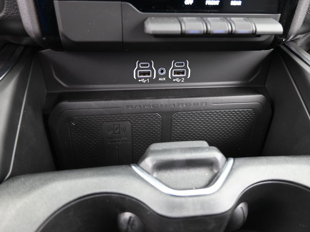 Used 2025 RAM 1500 Laramie image 28