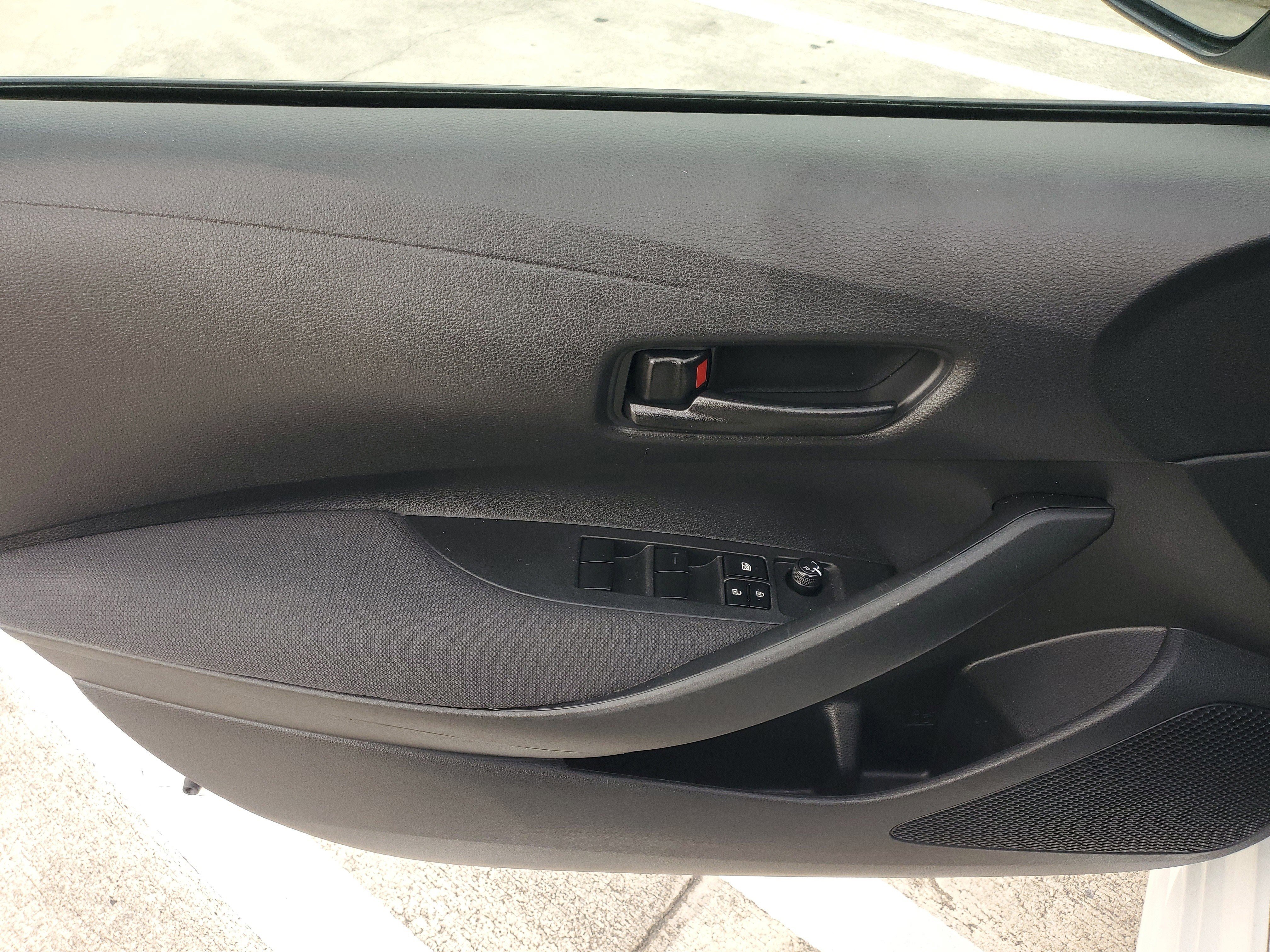 Used 2023 Toyota Corolla LE image 18