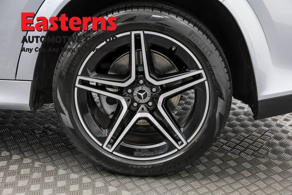 Used 2023 Mercedes-Benz GLS 450 4MATIC w/ AMG Line Exterior image 38