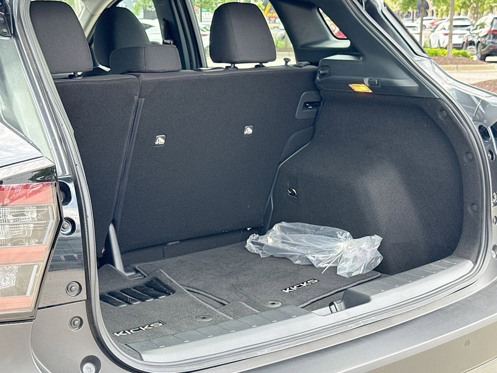 Used 2025 Nissan Kicks S FWD image 32
