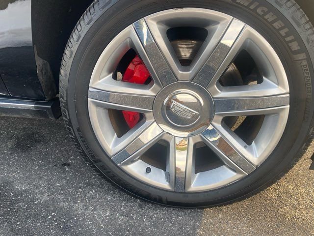 Used 2018 Cadillac Escalade Premium Luxury image 33