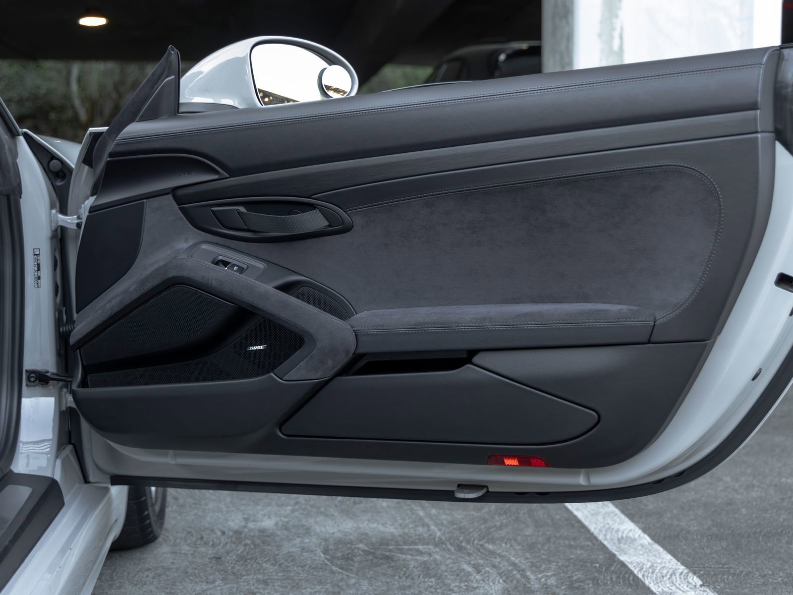 Used 2021 Porsche 718 Boxster Spyder RWD image 39