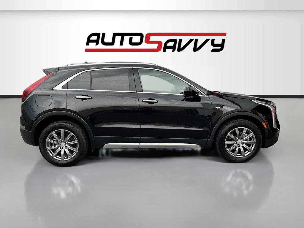 Used 2020 Cadillac XT4 Premium Luxury w/ Cold Weather Package AWD/4WD image 8