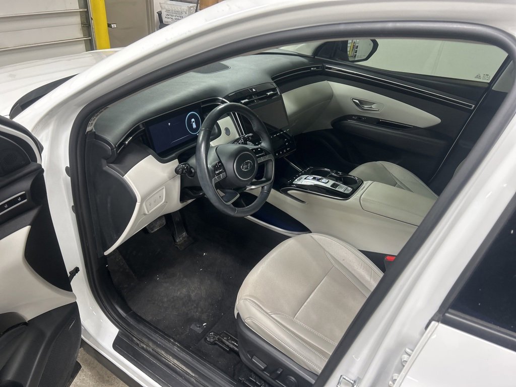 Used 2023 Hyundai Tucson Limited w/ Cargo Package image 6