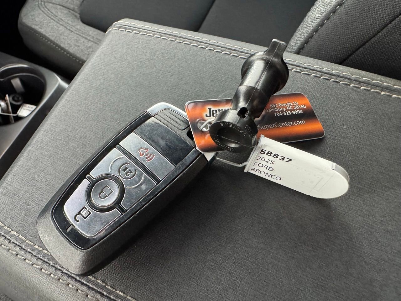 Used 2025 Ford Bronco Big Bend AWD/4WD image 3