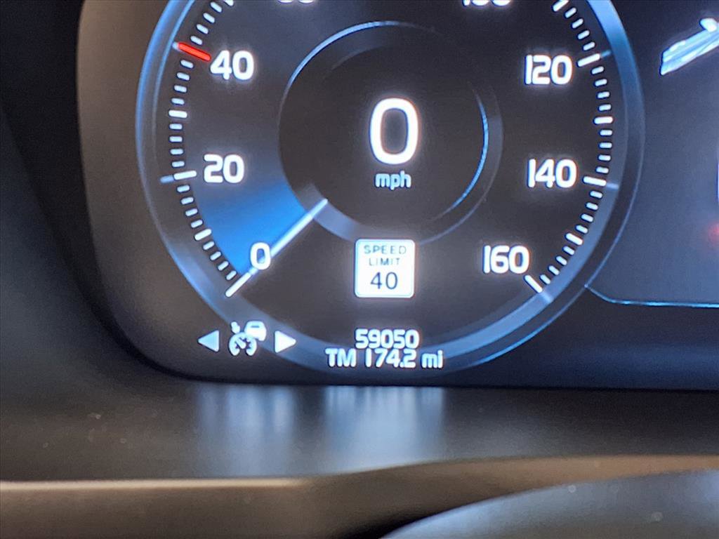 Used 2021 Volvo XC90 T6 Inscription w/ Climate Package image 21