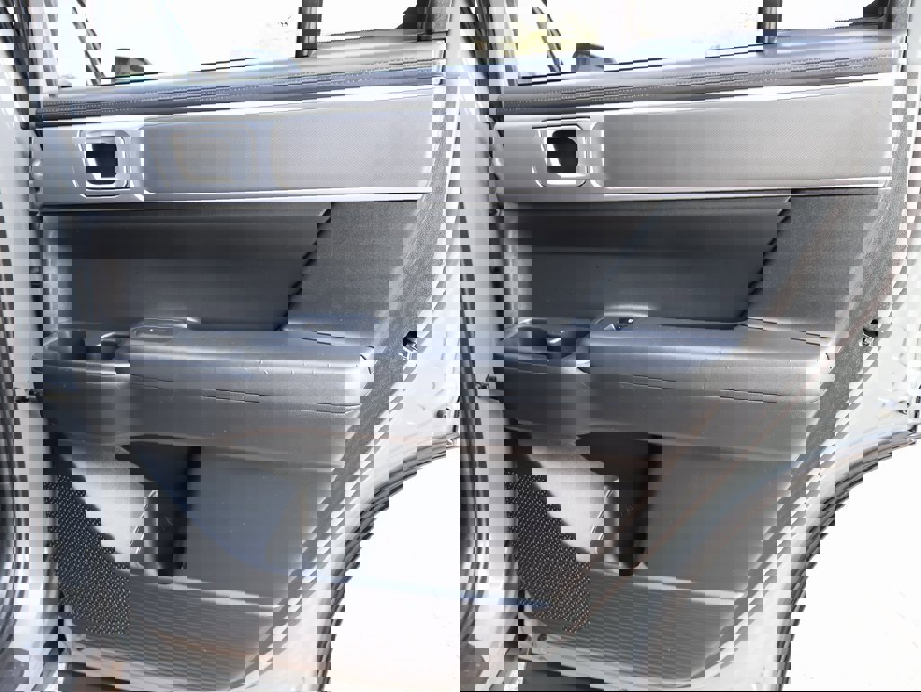 Used 2024 Hyundai Santa Fe SE image 12