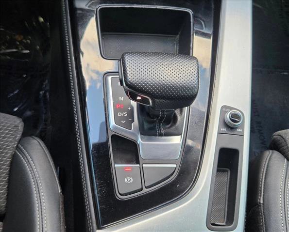 Used 2021 Audi A4 2.0T Prestige w/ Prestige Package image 13