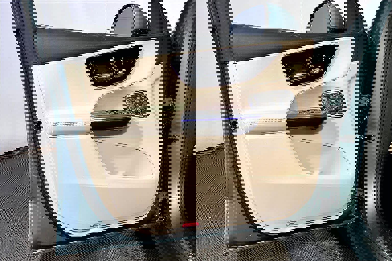 New 2026 Mercedes-Benz GLC 300 4MATIC image 11