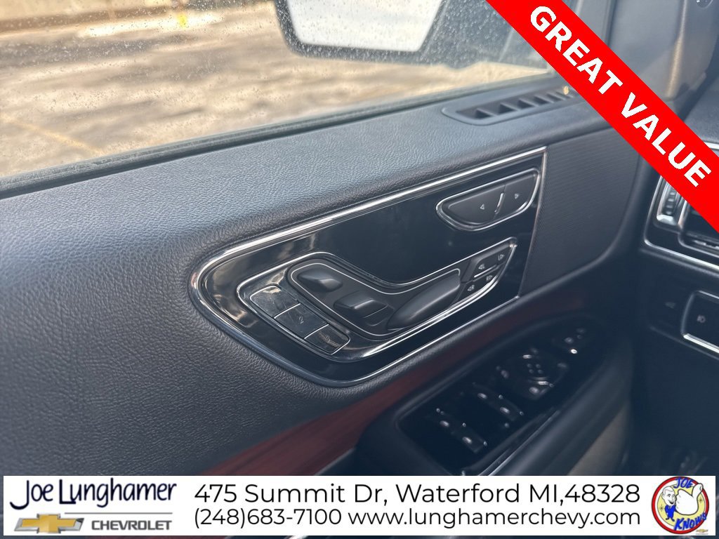 Used 2023 Lincoln Navigator Reserve image 18