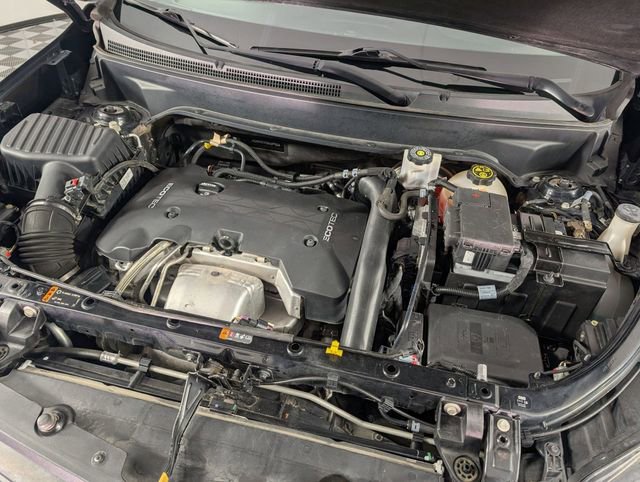 Used 2018 Chevrolet Equinox LT image 35