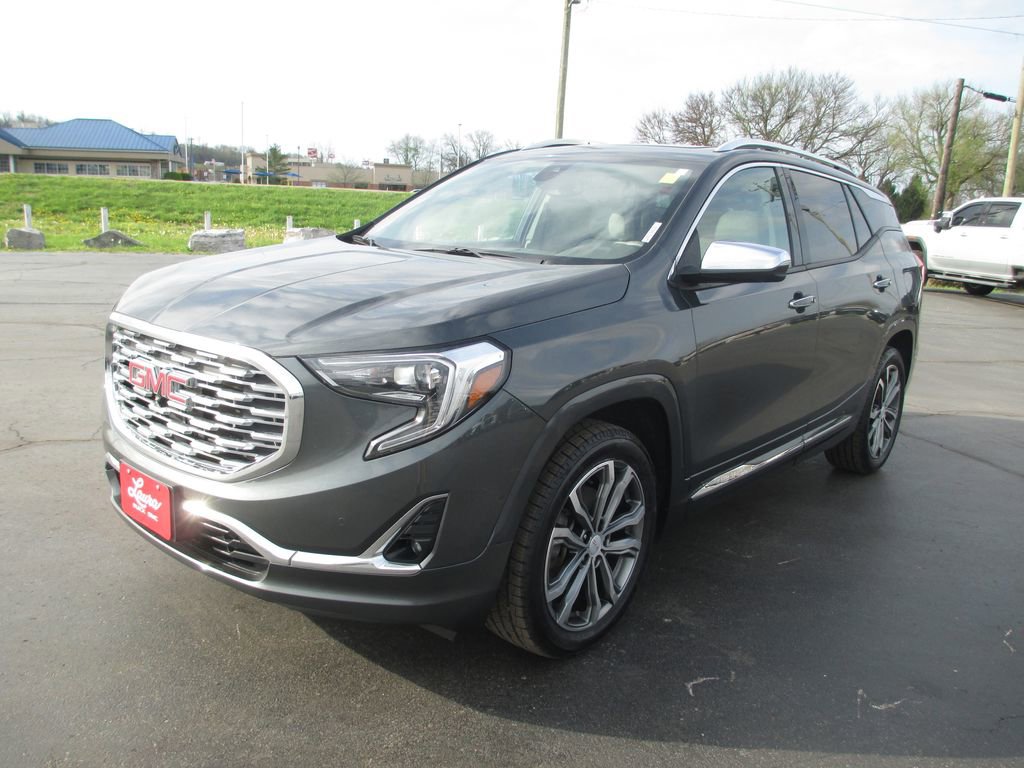 Used 2019 GMC Terrain Denali w/ Advanced Safety Package image 11