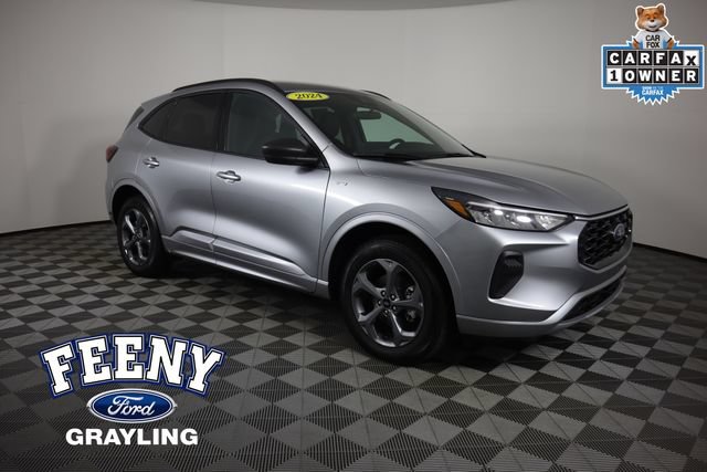 Used 2024 Ford Escape ST-Line w/ Tech Pack #1 AWD/4WD image 1