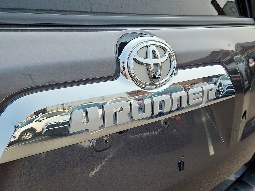 Certified 2021 Toyota 4Runner Limited AWD/4WD image 31