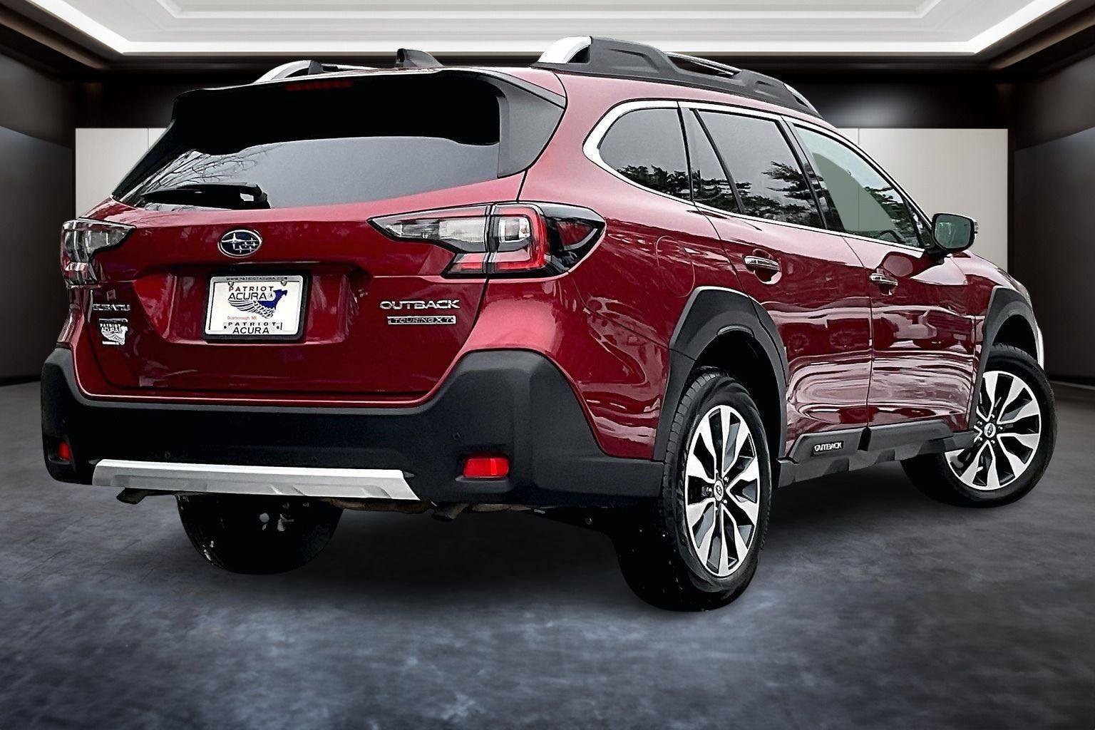 Used 2023 Subaru Outback Touring XT image 2