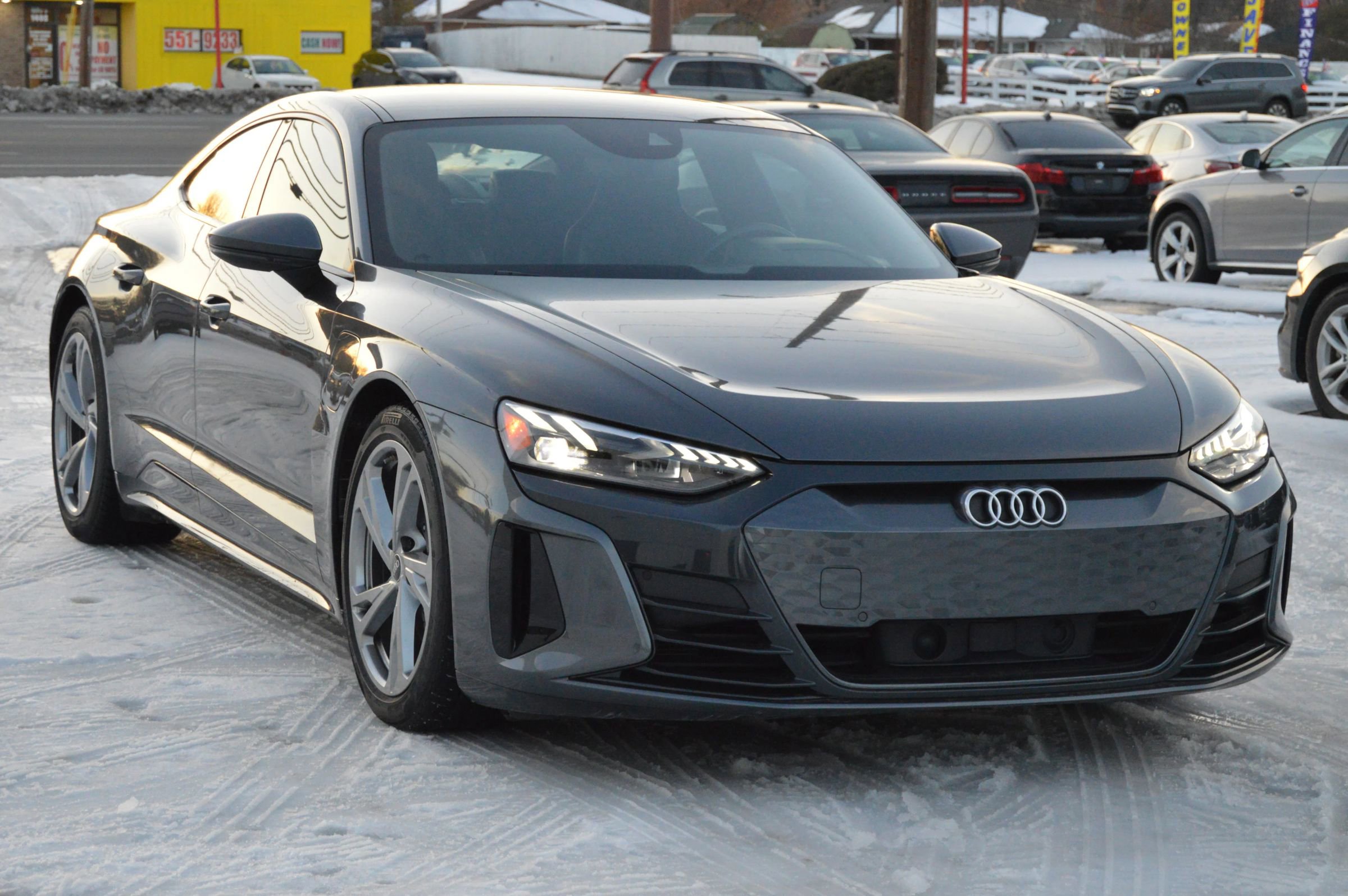 Used 2023 Audi e-tron GT Premium Plus image 2