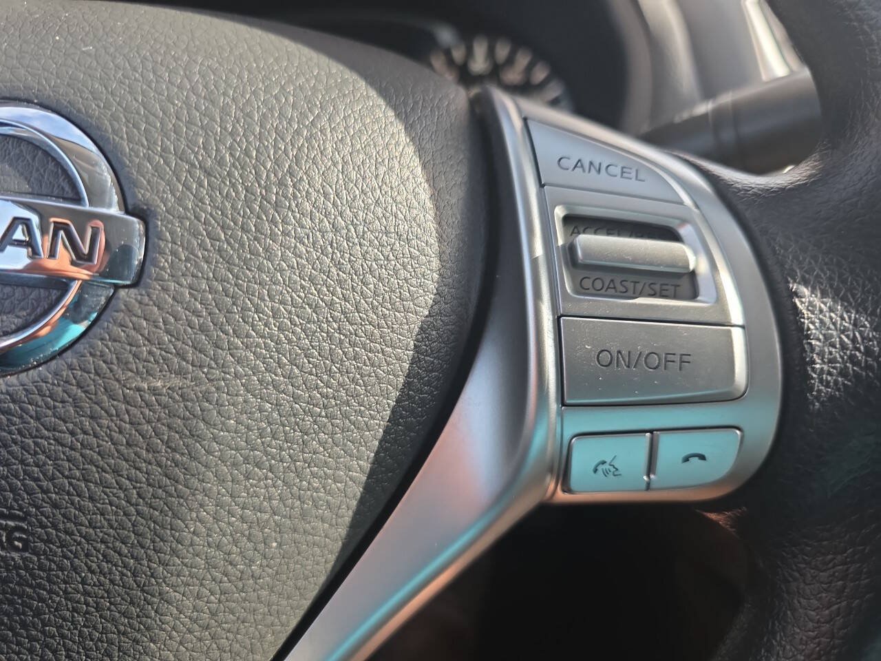 Used 2017 Nissan Altima 2.5 S w/ Power Driver Seat Package FWD image 15
