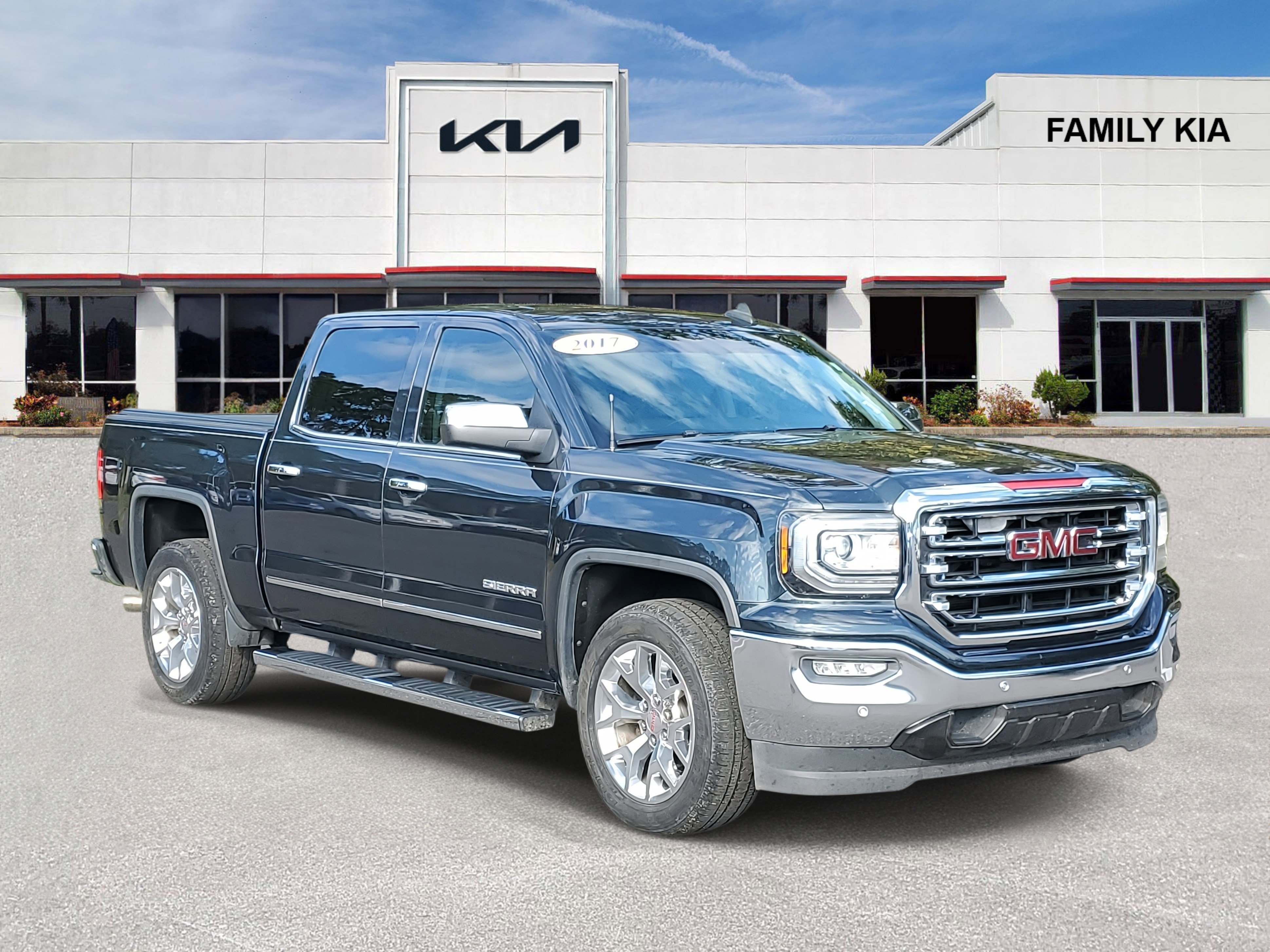 Used 2017 GMC Sierra 1500 SLT w/ SLT Premium Package