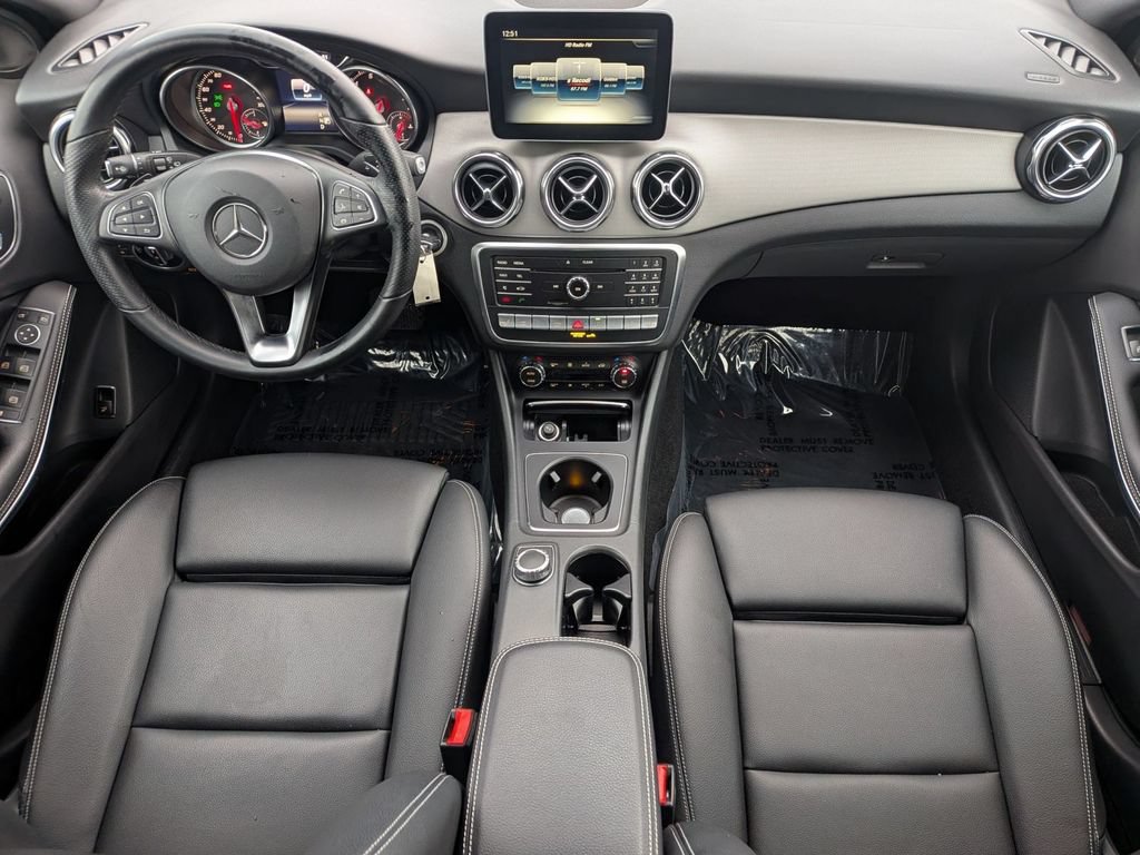 Used 2020 Mercedes-Benz GLA 250 4MATIC w/ Premium Package image 31