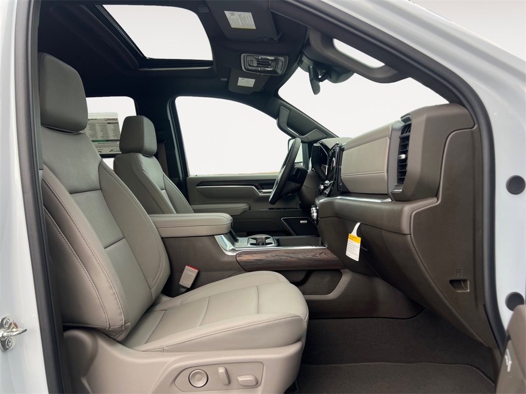New 2026 GMC Sierra 2500 SLT image 15