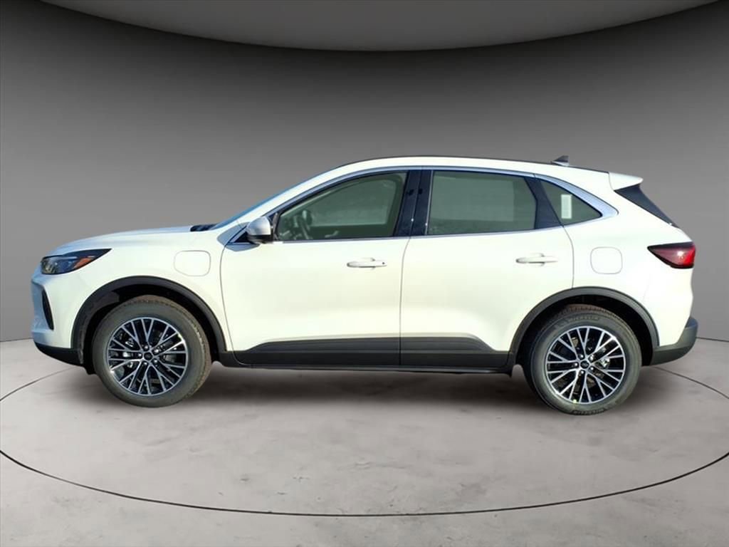 New 2026 Ford Escape SE w/ PHEV Premium Package FWD image 2