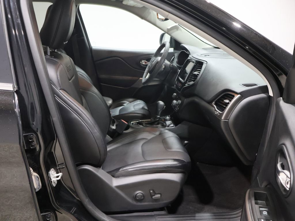 Certified 2022 Jeep Cherokee Limited image 27