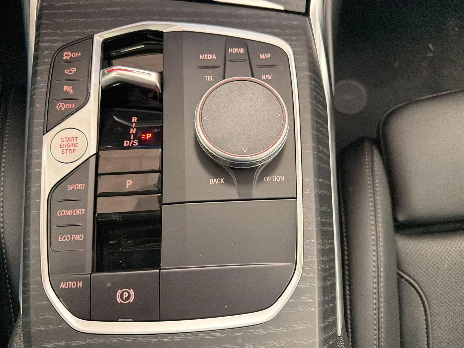 New 2026 BMW 330i xDrive Sedan w/ M Sport Package image 16