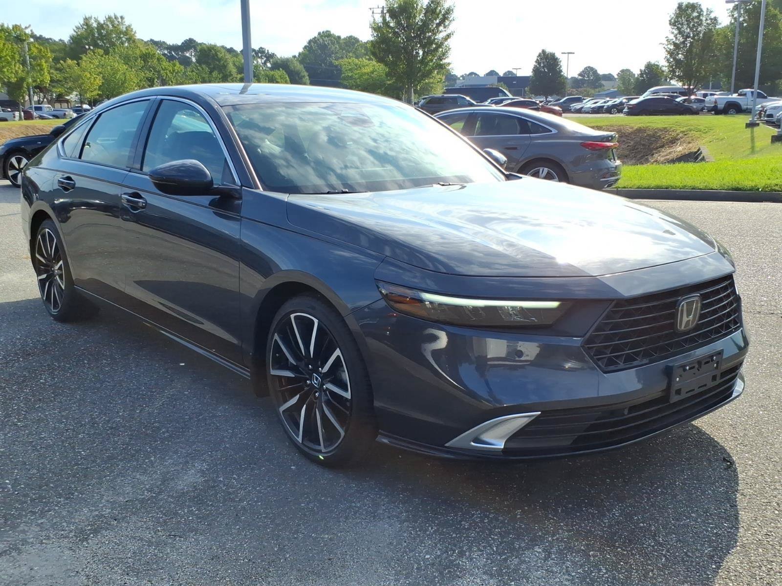 Used 2023 Honda Accord Touring image 5