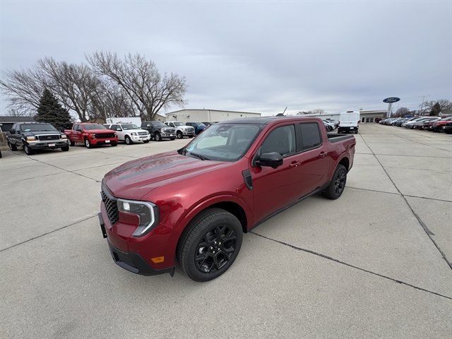 New 2026 Ford Maverick Lariat w/ Black Appearance Package image 9