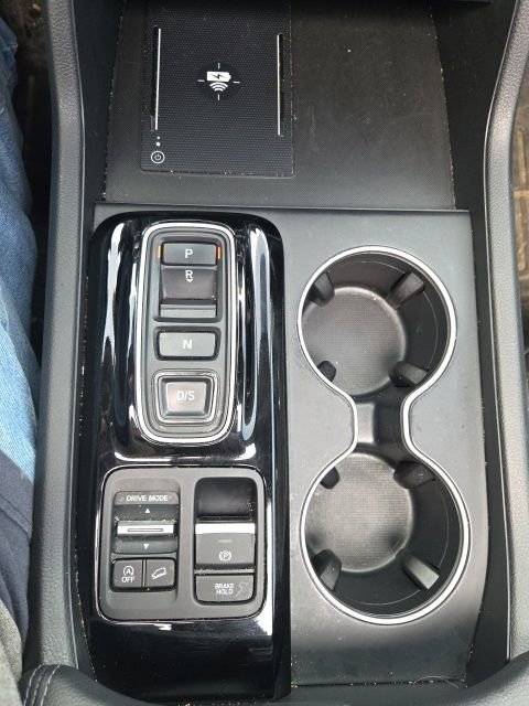 Used 2025 Honda Pilot Touring image 32