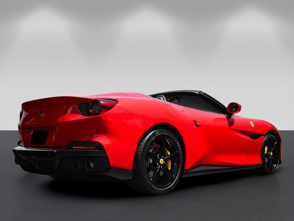 Used 2022 Ferrari Portofino M RWD image 3
