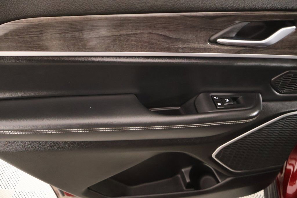 Used 2021 Jeep Grand Cherokee L Limited image 19