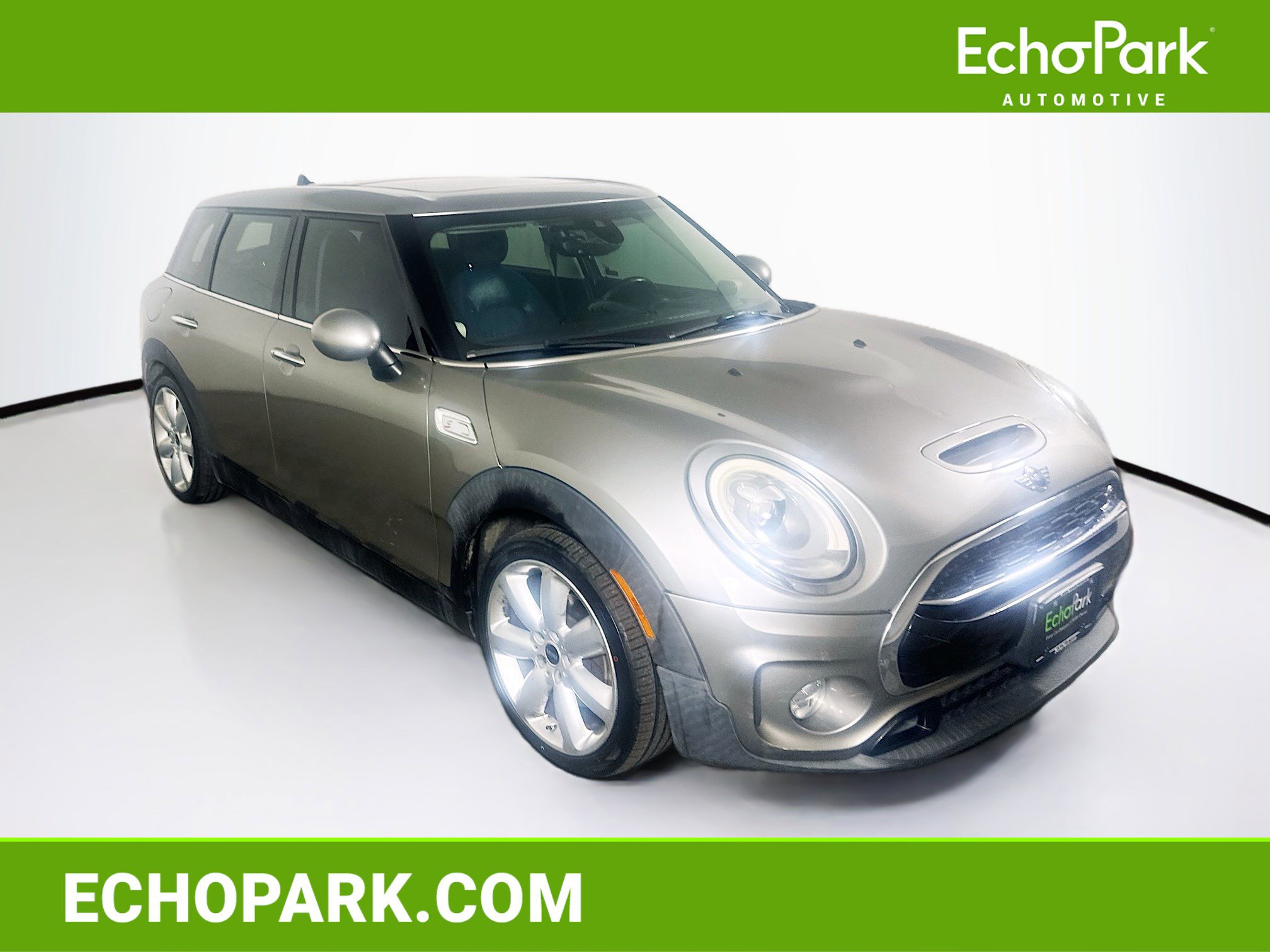 Used 2016 MINI Cooper Clubman S image 1
