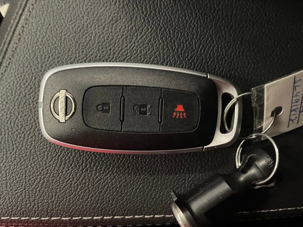 Used 2025 Nissan Kicks Play S FWD image 18