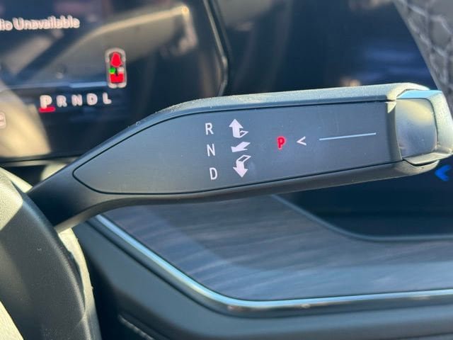 New 2026 Chevrolet Suburban Premier image 22