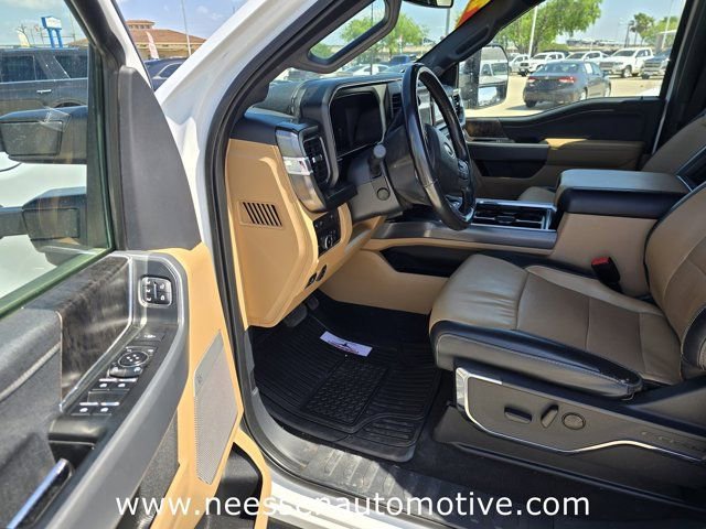 Used 2024 Ford F350 Lariat w/ Sport Appearance Package AWD/4WD image 18