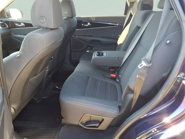 Used 2019 Kia Sorento S FWD image 19