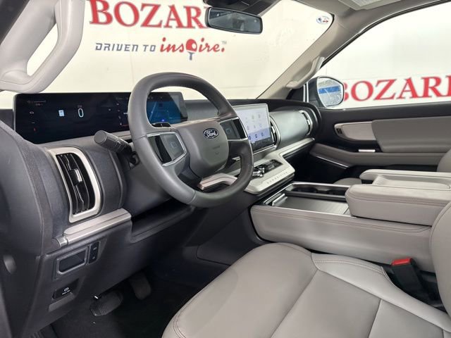 New 2025 Ford Expedition Max Active image 14