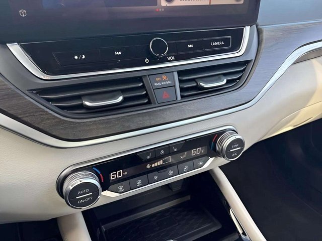 Used 2024 Nissan Altima 2.5 SL image 24